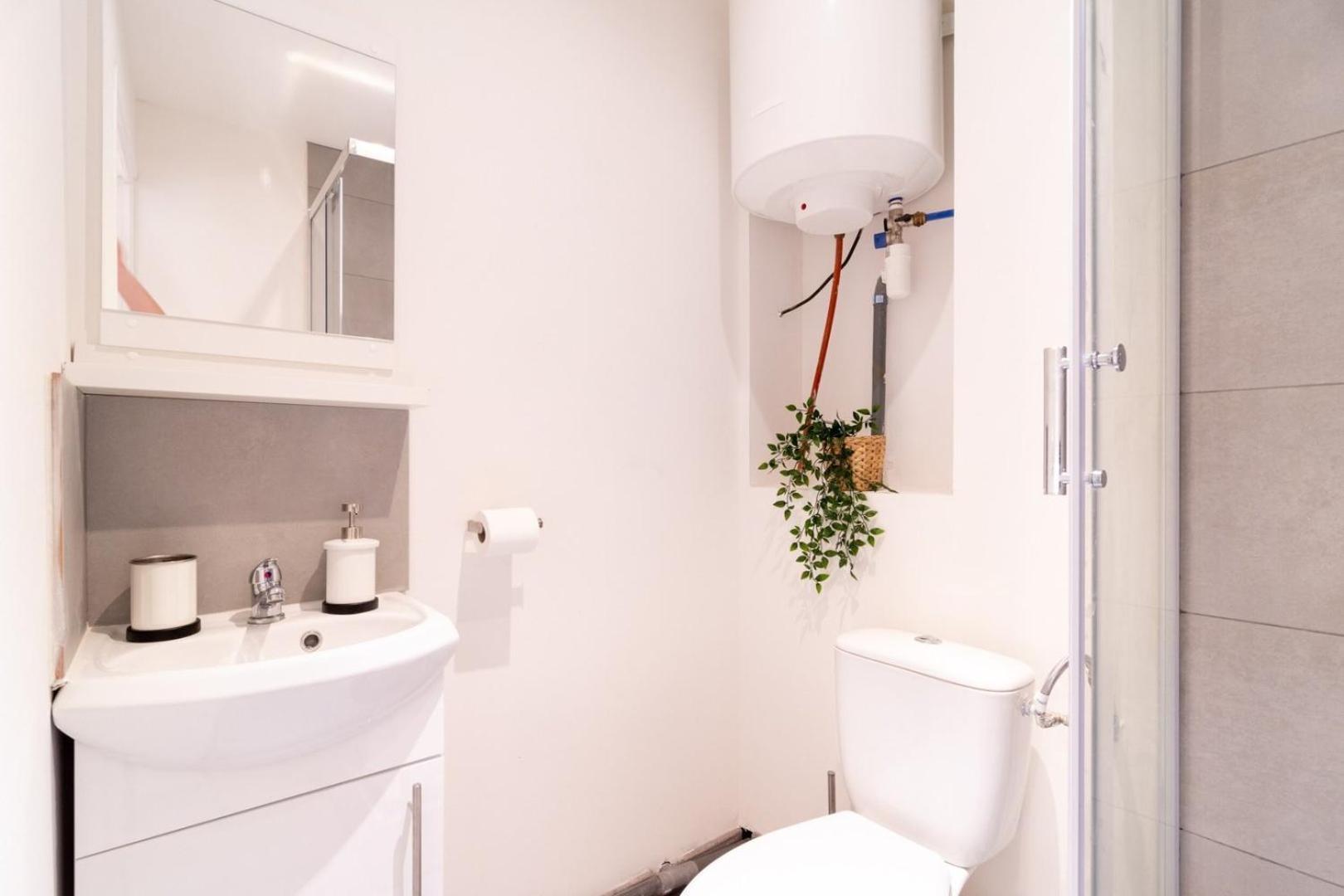 Lille Grand-Place : Functional And Quiet Studio ! Exterior photo