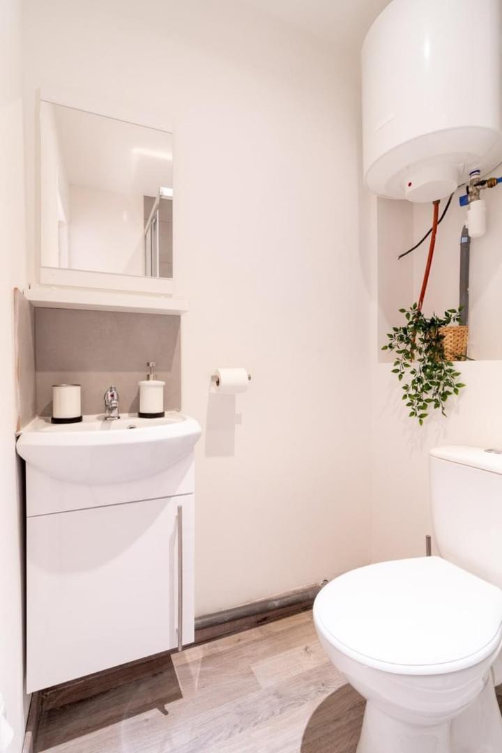 Lille Grand-Place : Functional And Quiet Studio ! Exterior photo